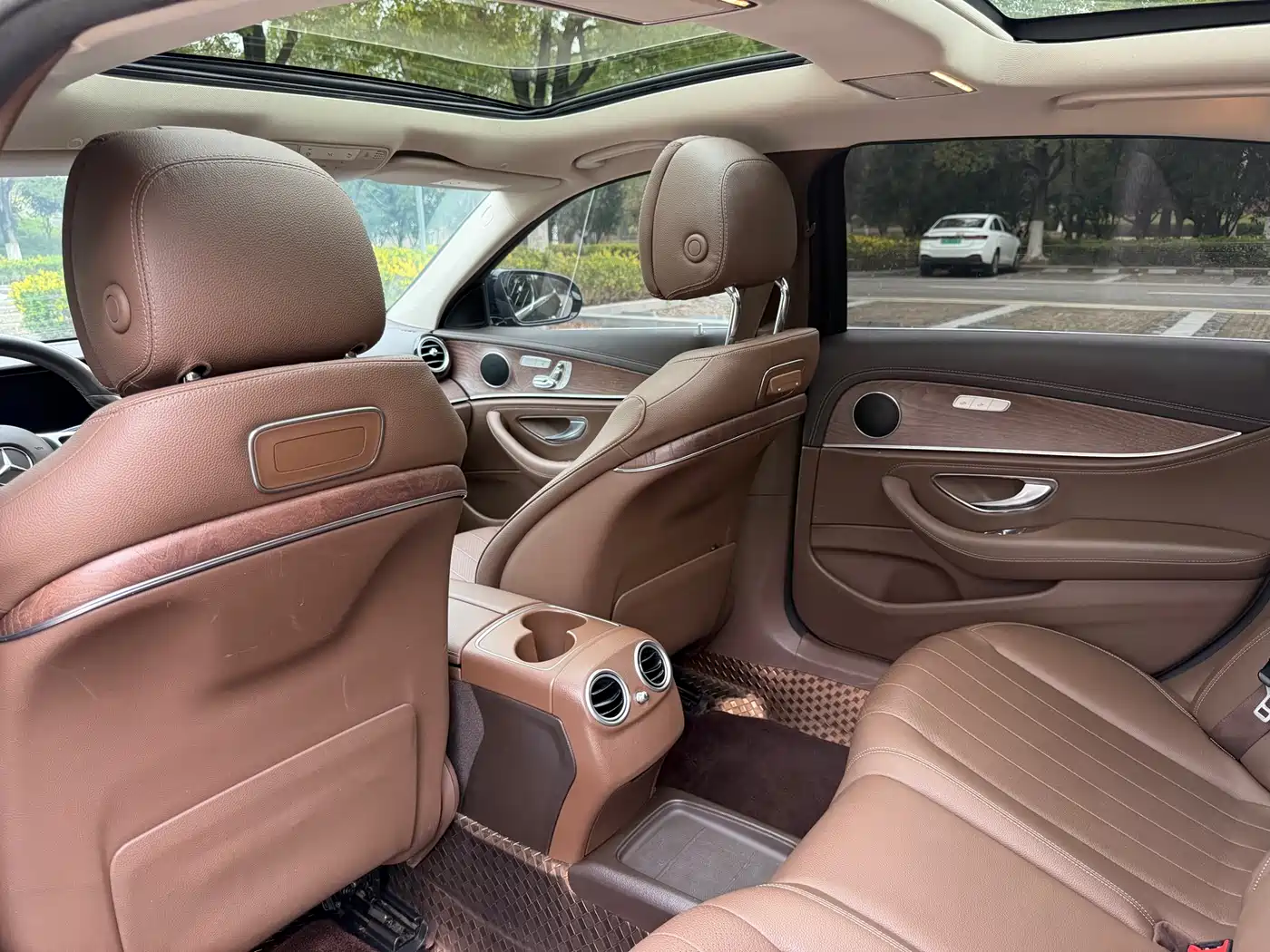 Mercedes-Benz E-Class 2020 Facelift E 300 L Sport Fashion фото 6