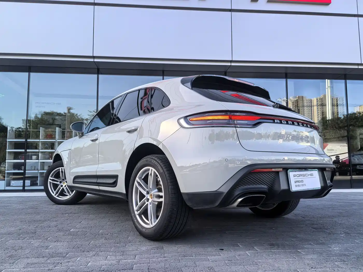 Porsche Macan 2024 Macan 2.0T фото 13
