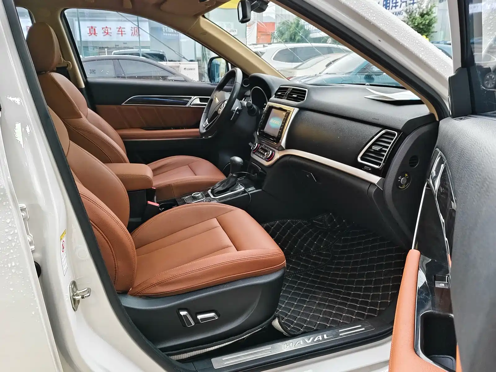 Фото 8 - Haval H6 Coupe