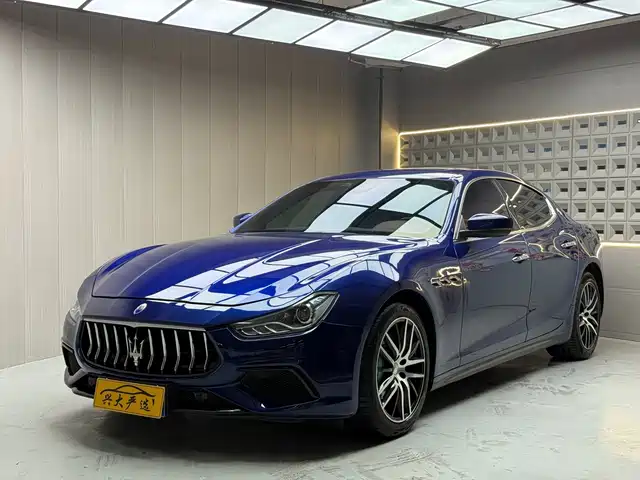 MASERATI GHIBLI