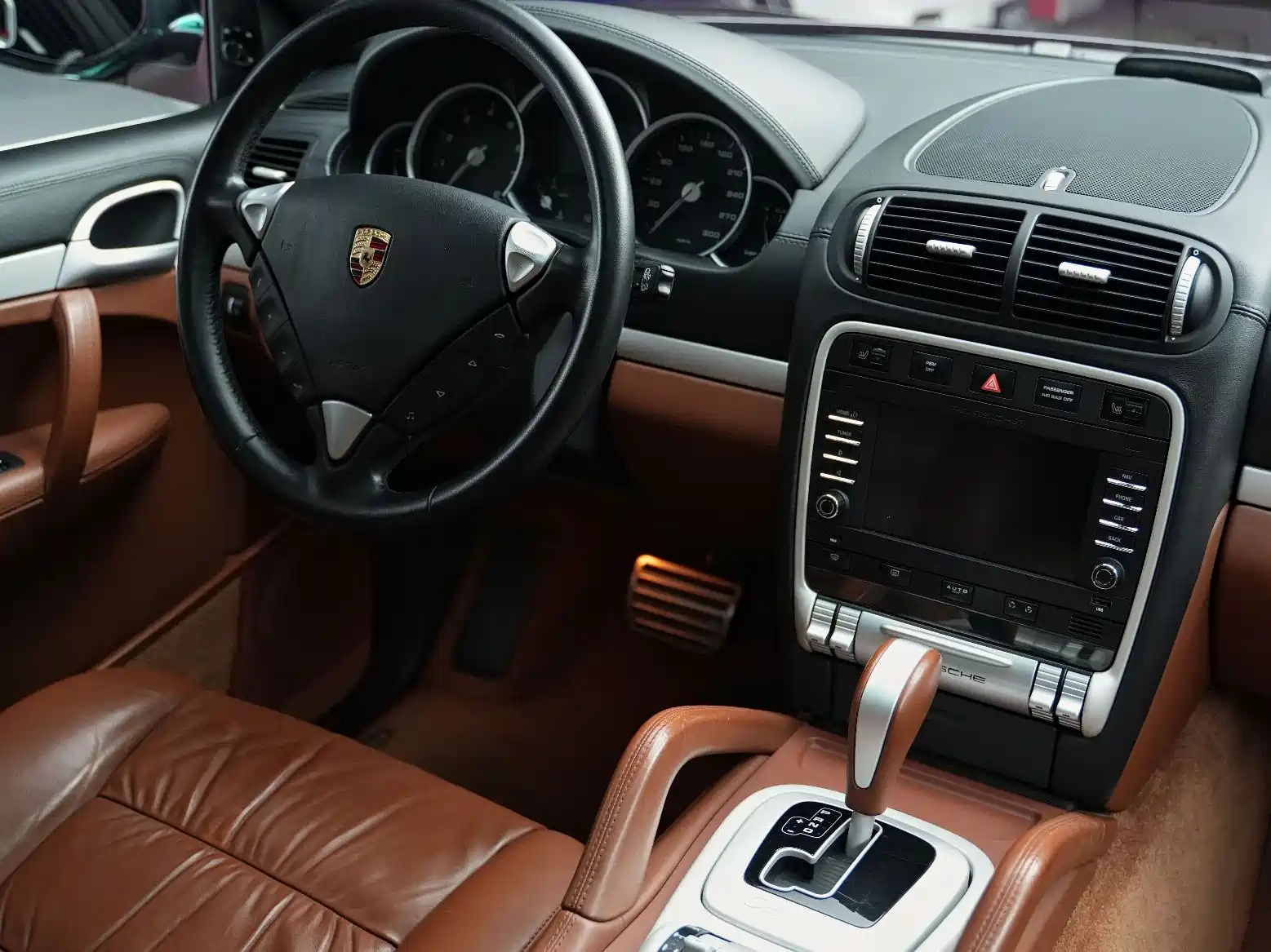 Фото 8 - Porsche Cayenne