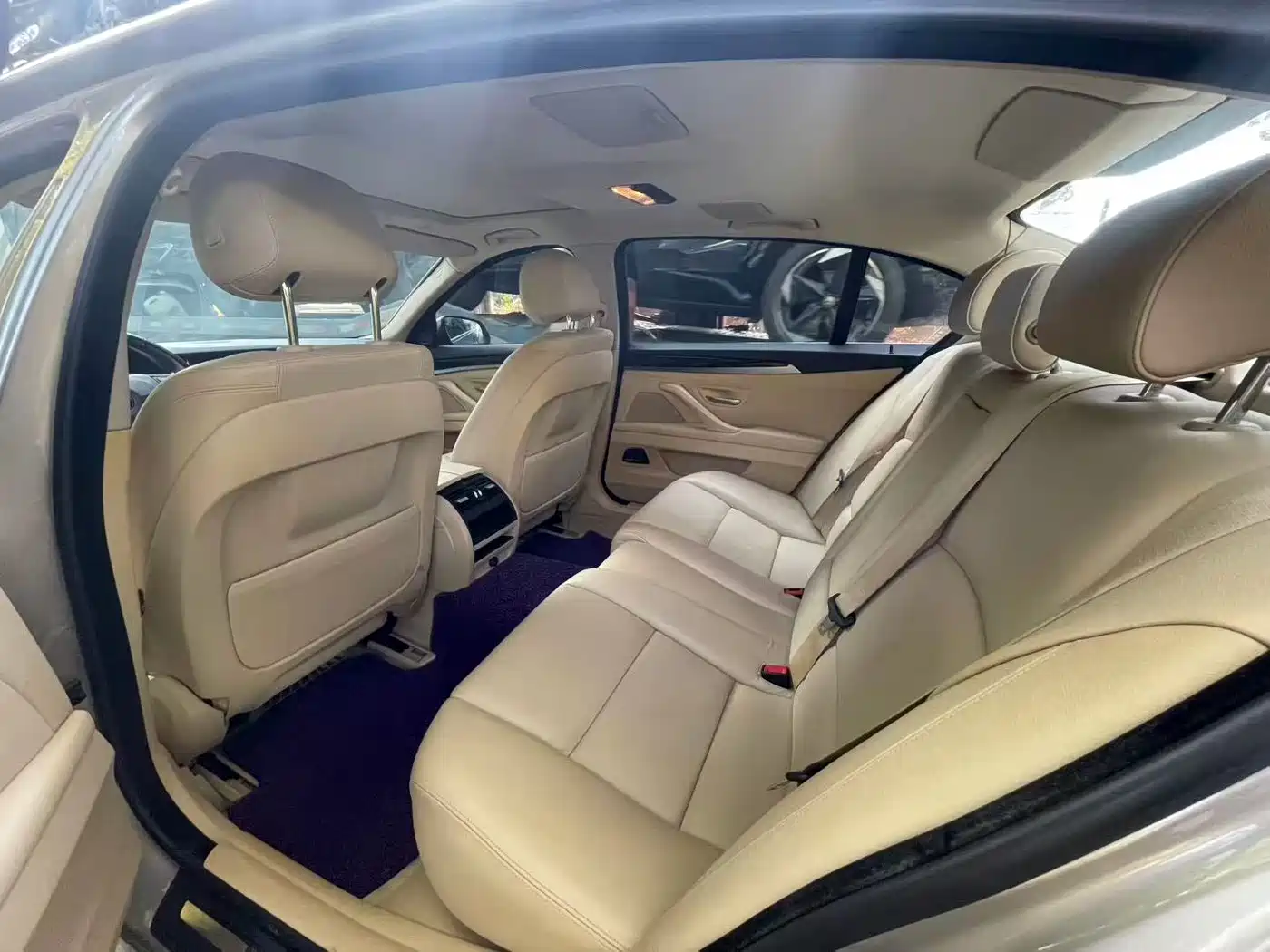 BMW 5 Series 2014 525Li Leading фото 8