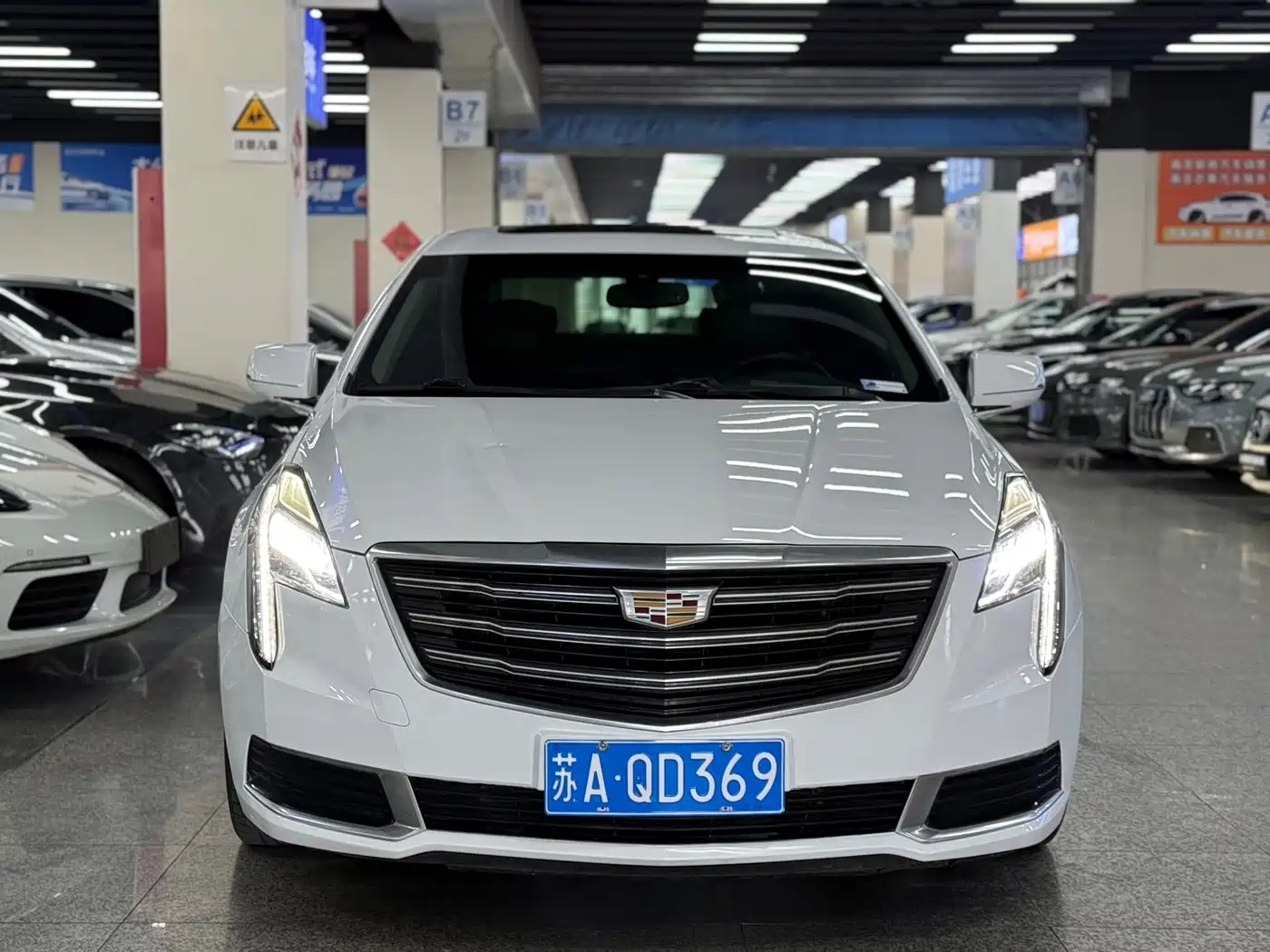 Cadillac XTS 2018 28T Technology фото 2