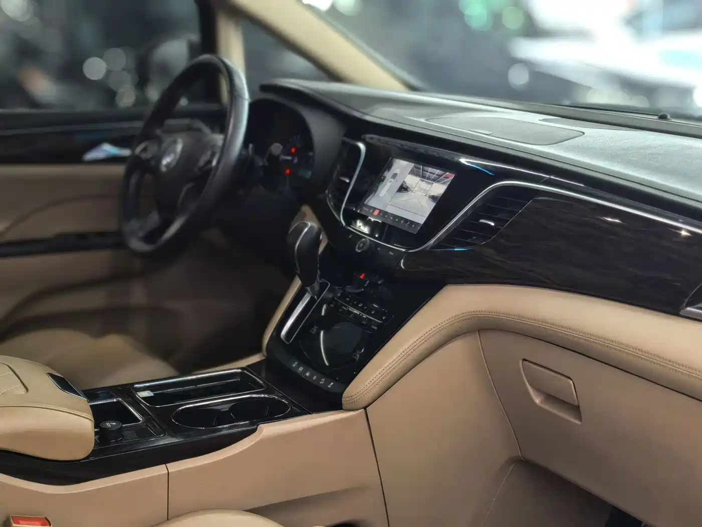 Buick GL8 2018 ES 28T Luxury Type China VI фото 17