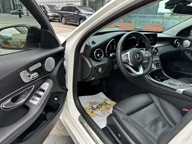 Mercedes-Benz C-Class 2021 C 260 L Sport Starry Exclusive Edition — фото 4