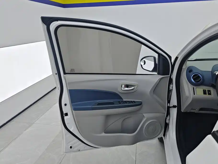 Changan Benben E-Star 2022 2021 National Edition Colorful Version LFP (31.95kWh)