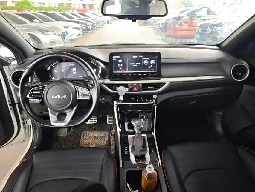 Фото 9 - Kia K3