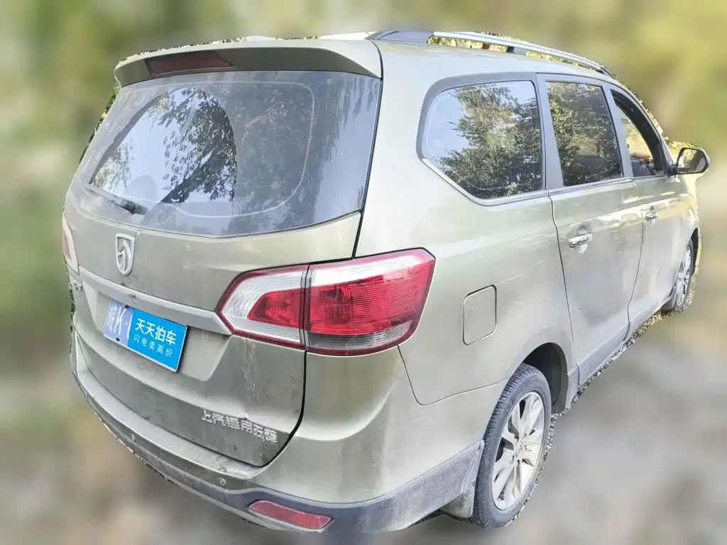 Baojun 730 2015 2014 1.5L Manual Comfort 7-seater