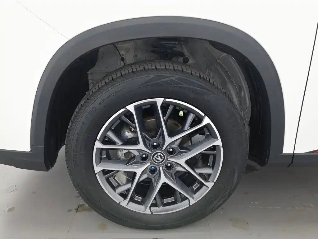 Фото 17 - Changan CS75 PLUS