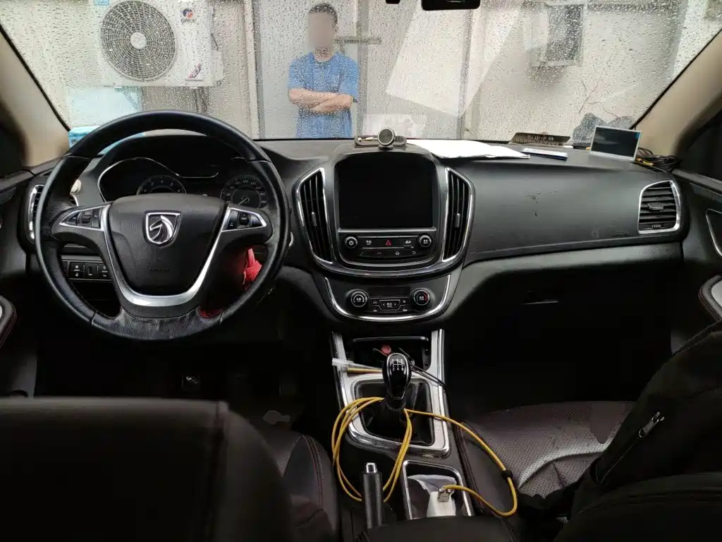 Baojun 560 2015 2015 1.8L Manual Luxury