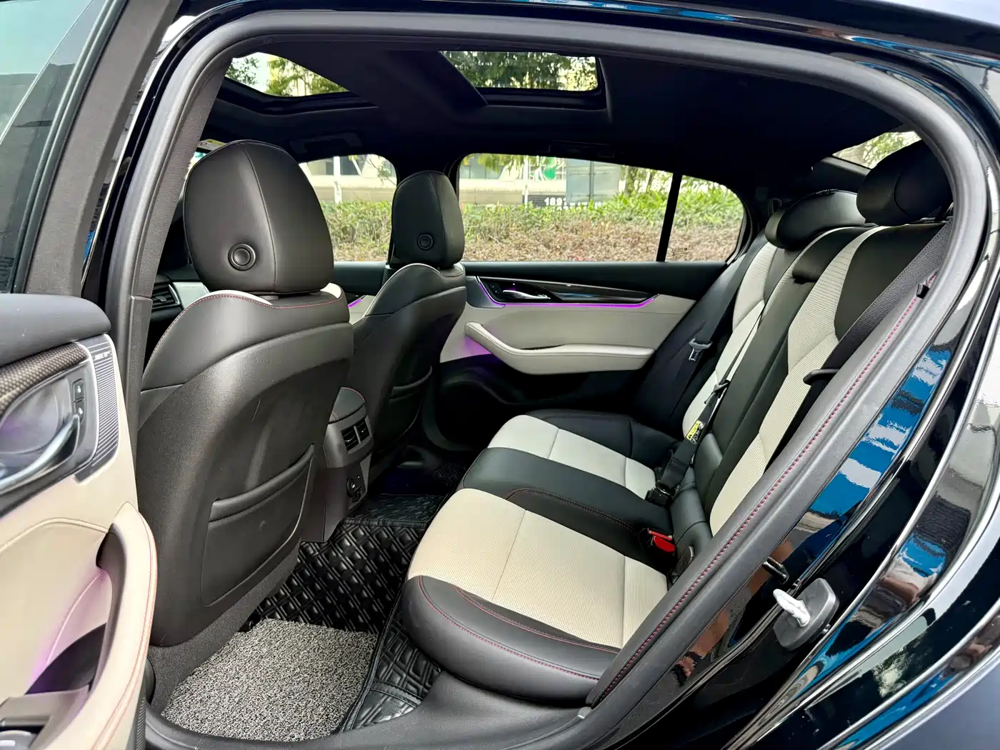 Cadillac CT5 2022 28T Platinum Edition фото 7