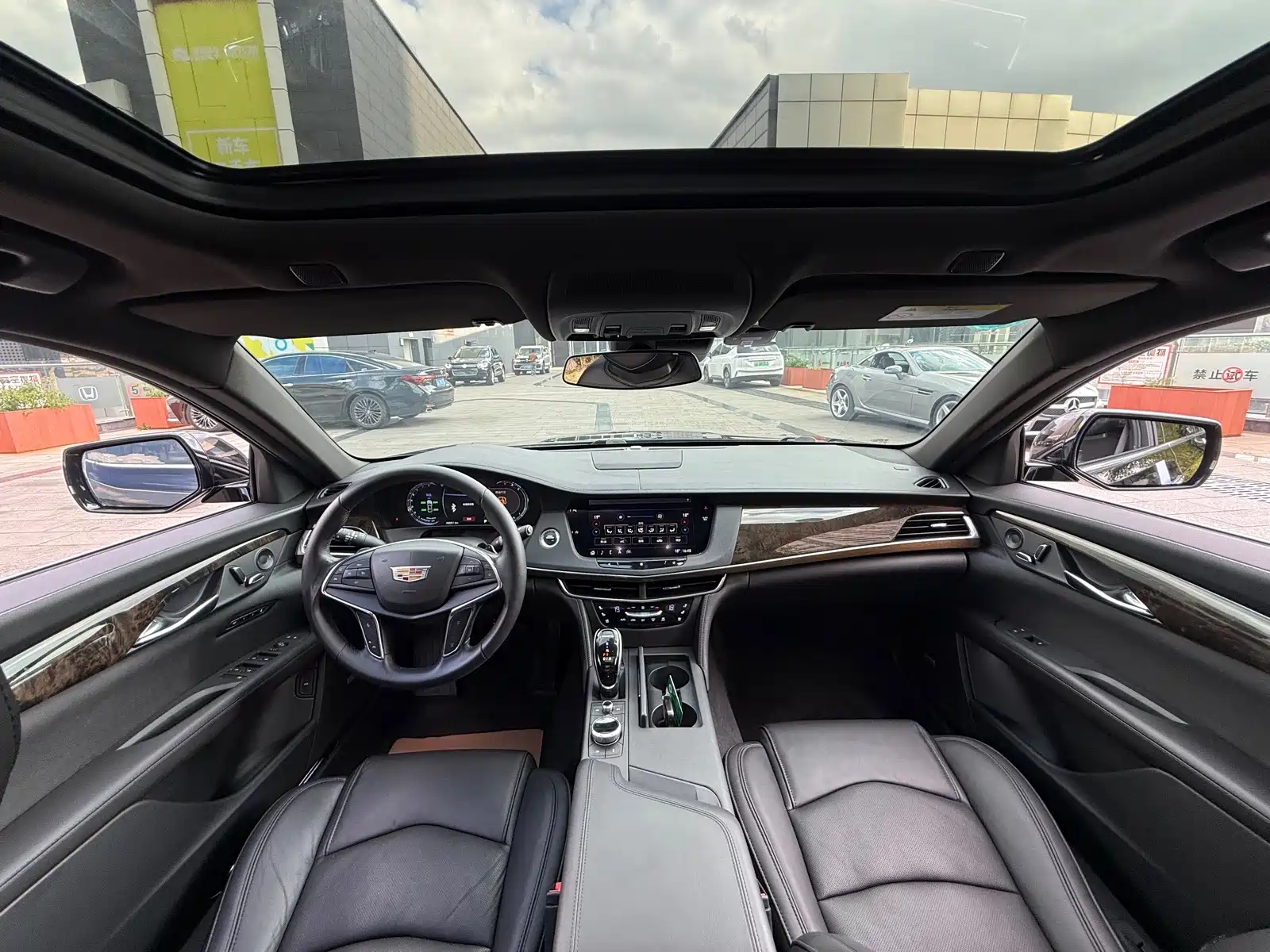 Фото 5 - Cadillac CT6
