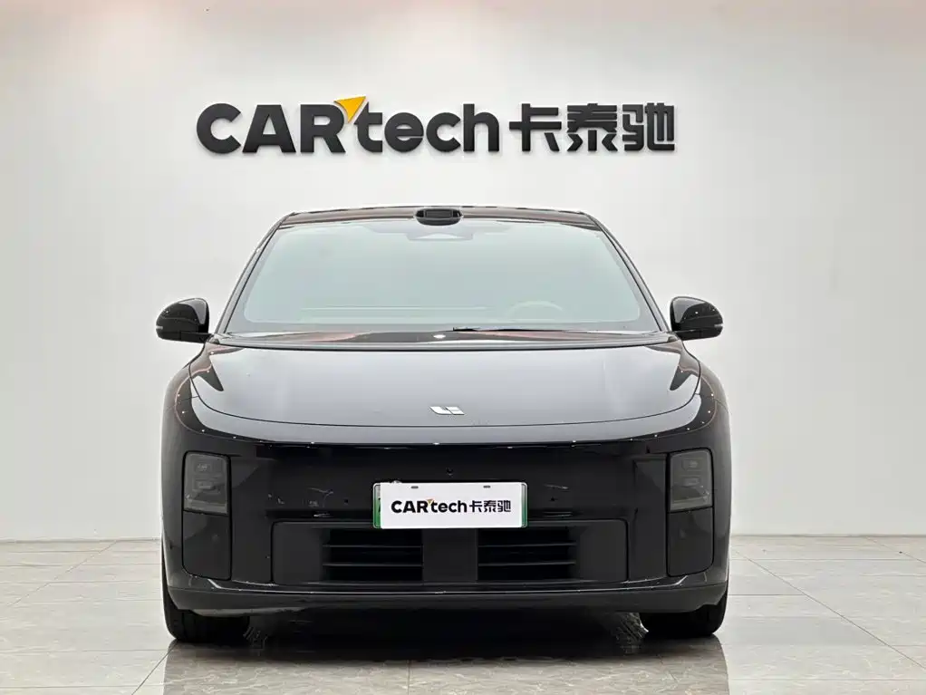 Li Auto i6 2026 2025 2WD Base Model
