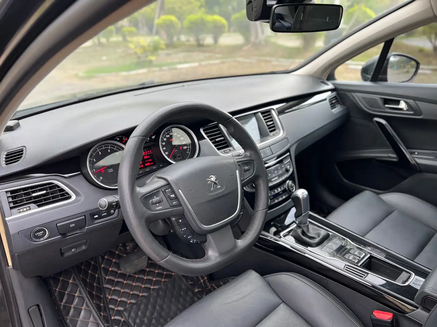 Peugeot 508 2015 1.6THP Auto Excellence Edition фото 9