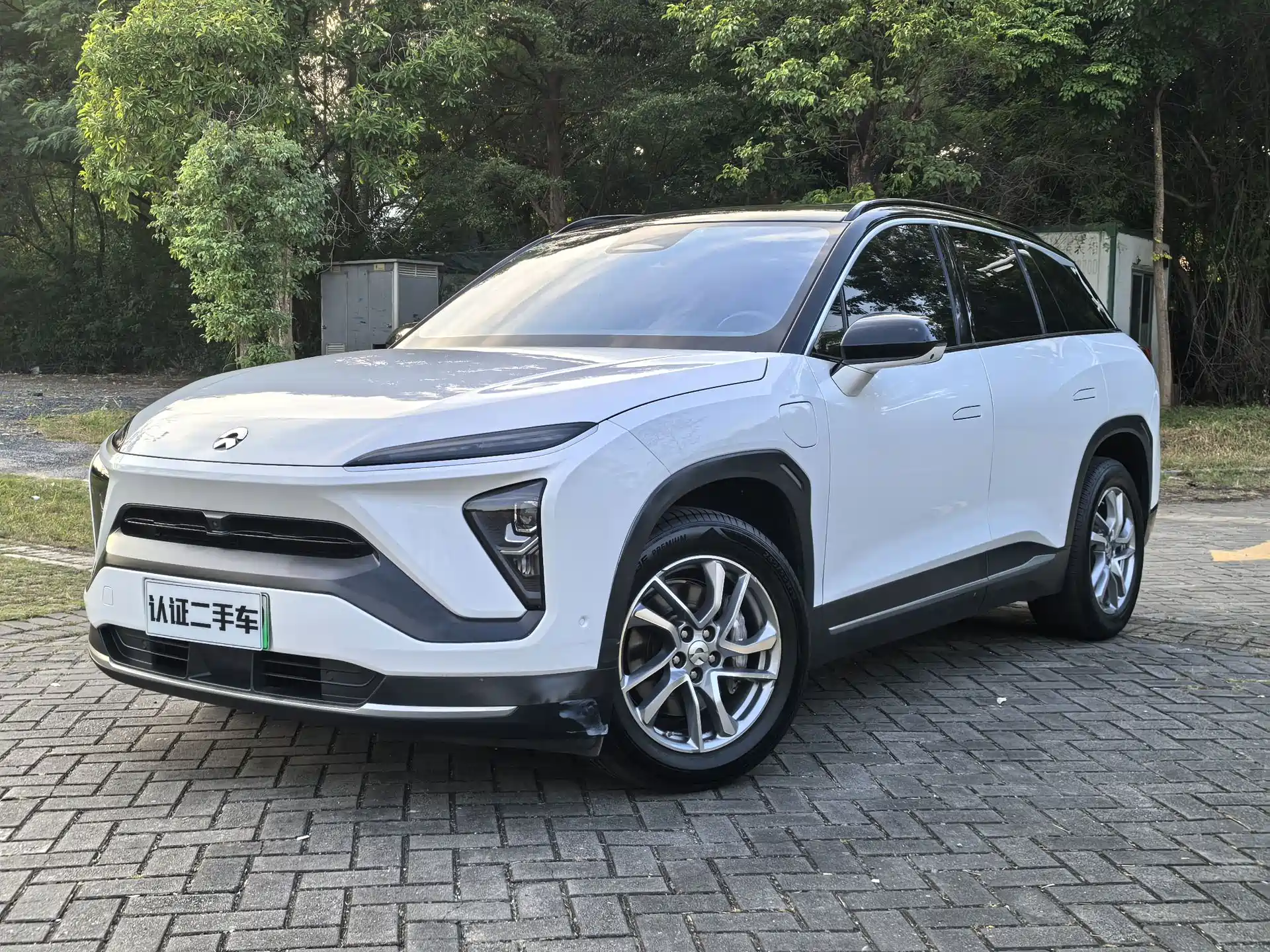 Фото 1 - NIO ES6