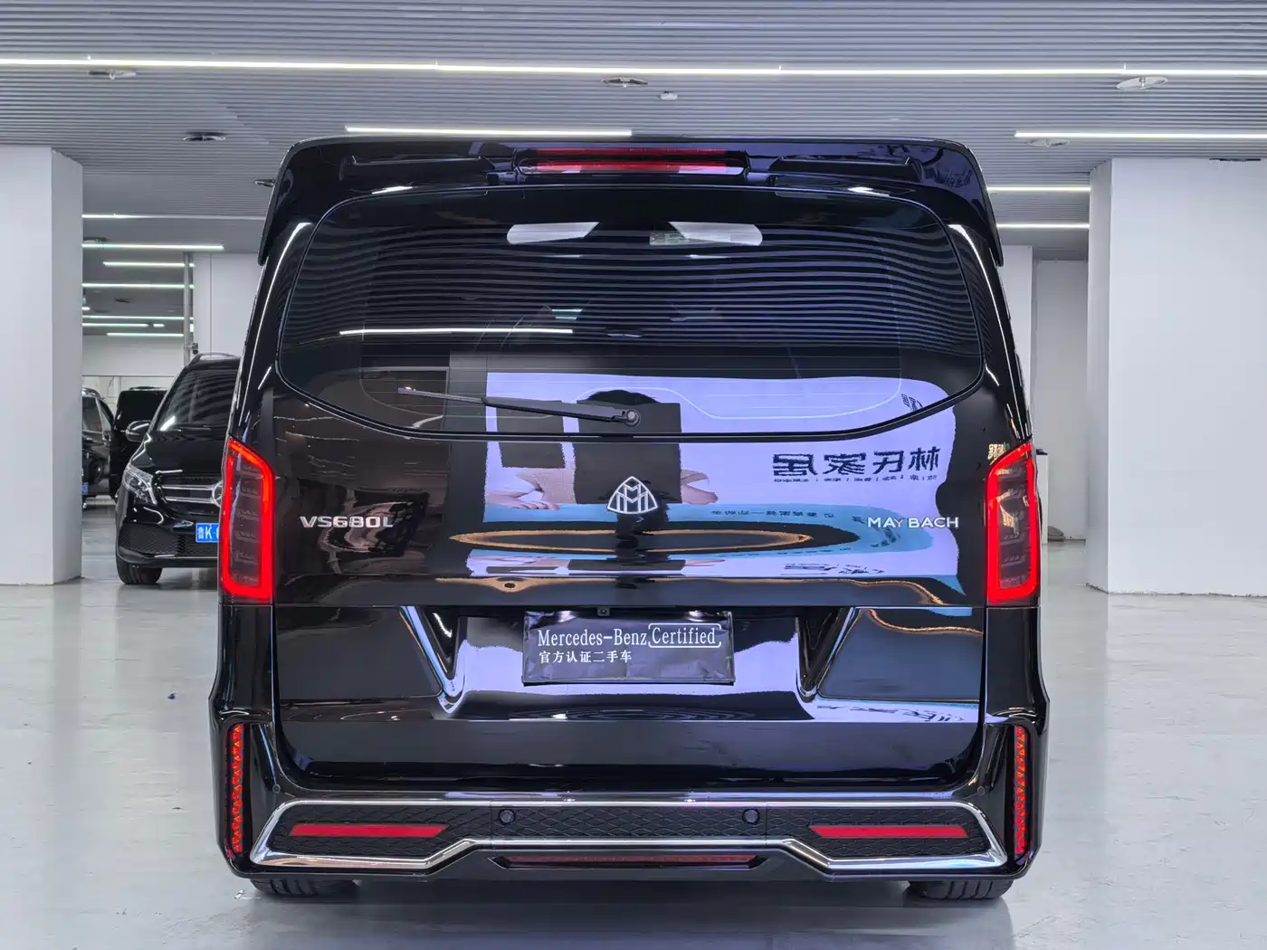 Mercedes-Benz Vito 2023 2.0T Elite 7-Seater фото 11