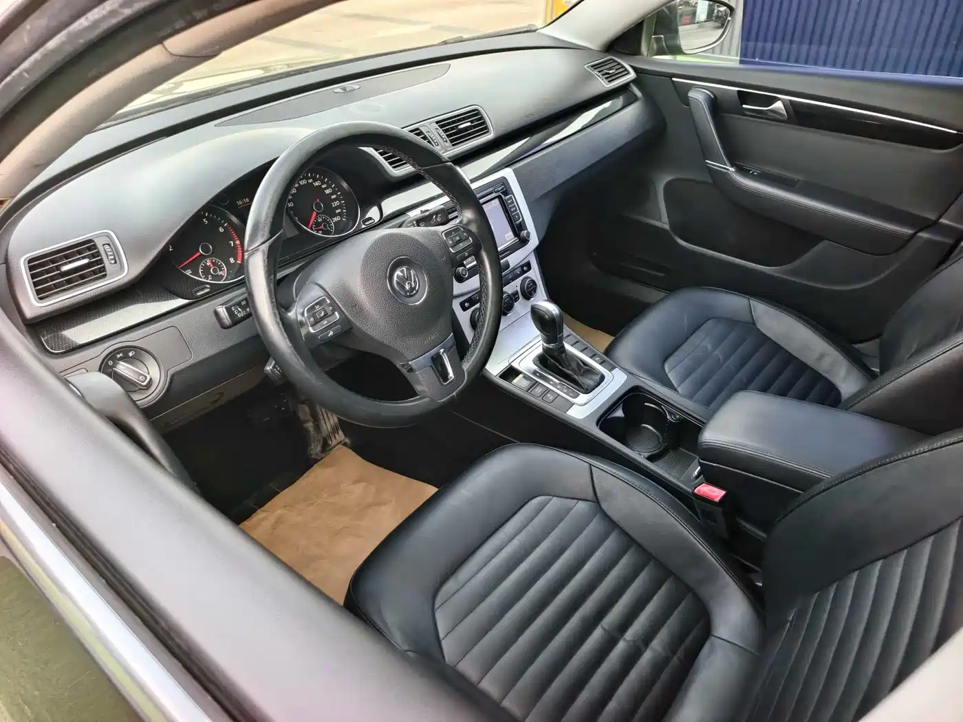 Volkswagen Magotan 2013 1.8TSI Luxury фото 8