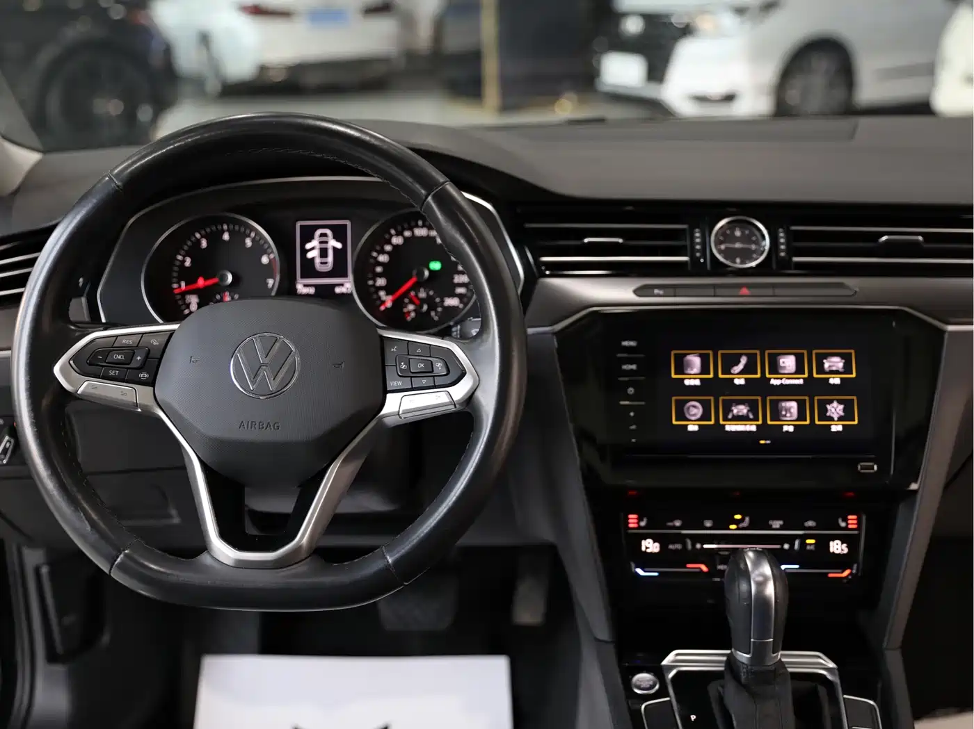 Volkswagen Magotan 2020 330TSI DSG Leading фото 9