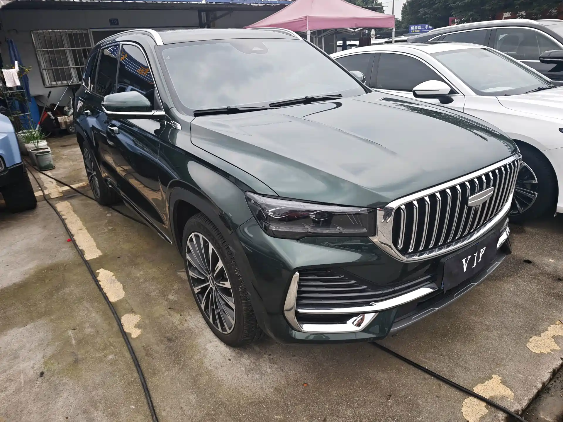 Фото 3 - Geely Monjaro