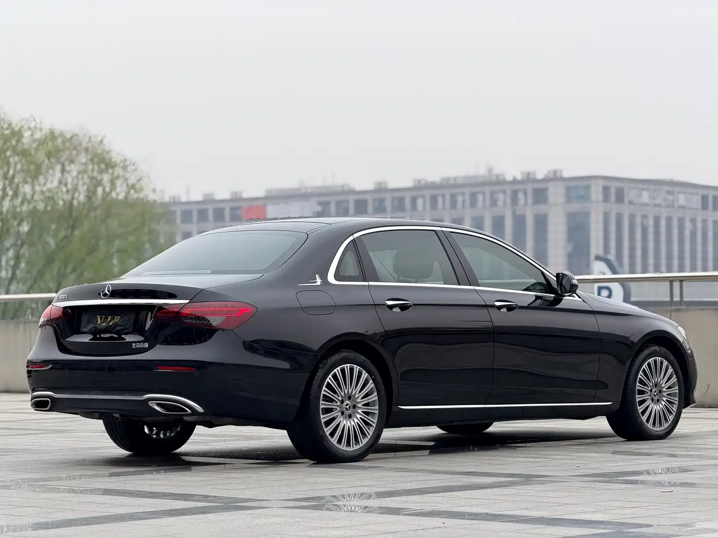  E CLASS