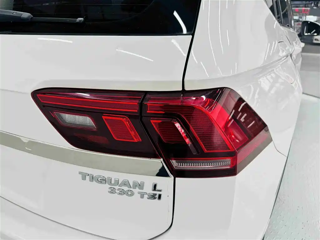 Volkswagen Tiguan L 2019 330TSI Automatic 2WD Panorama Comfort Edition China VI фото 23