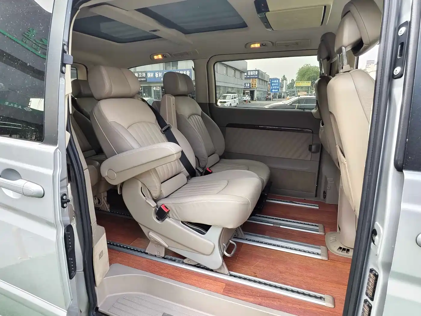 Mercedes-Benz Viano 2013 3.5L Haochi Edition фото 19