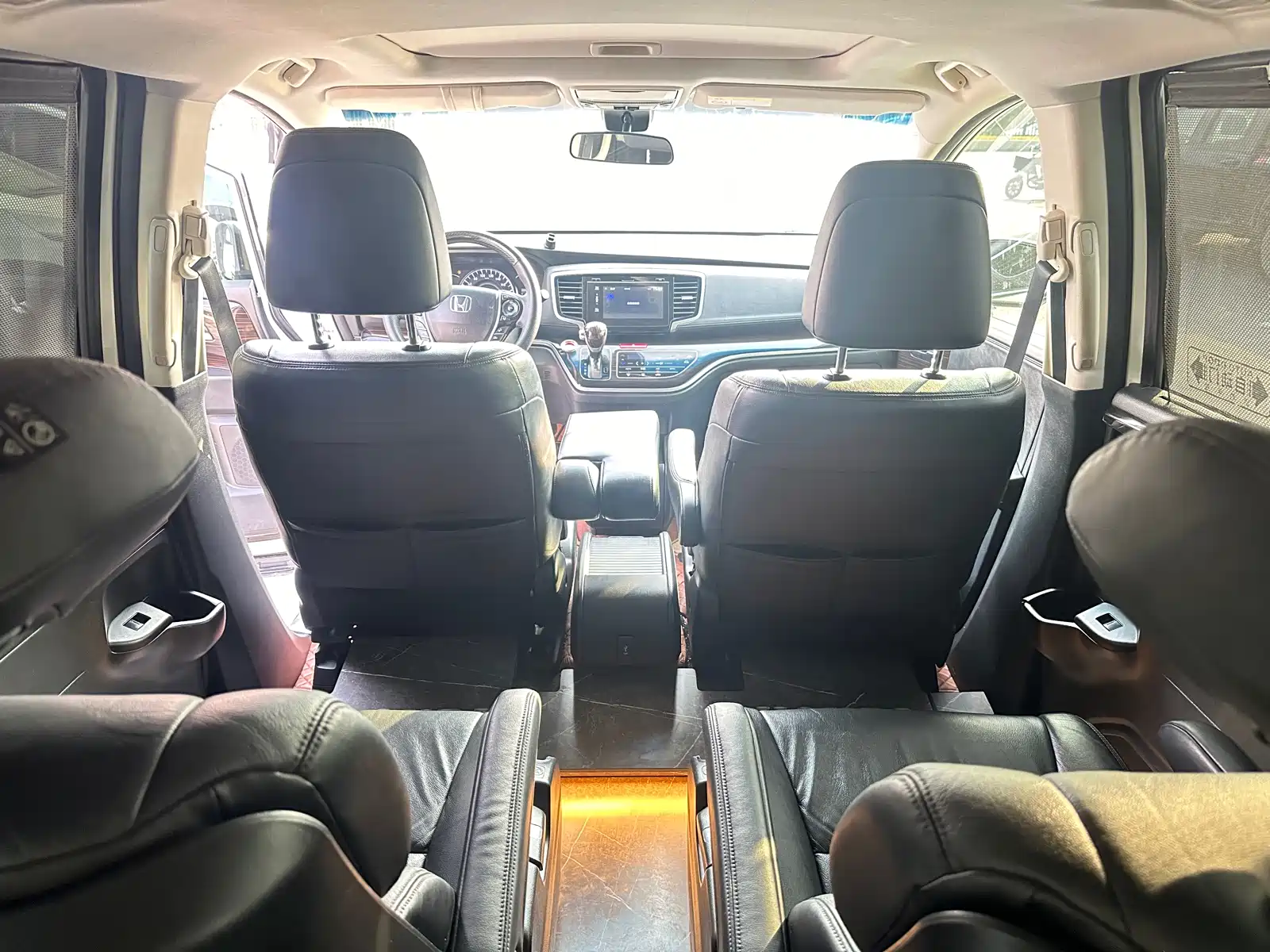 Photo 9 - Honda Odyssey