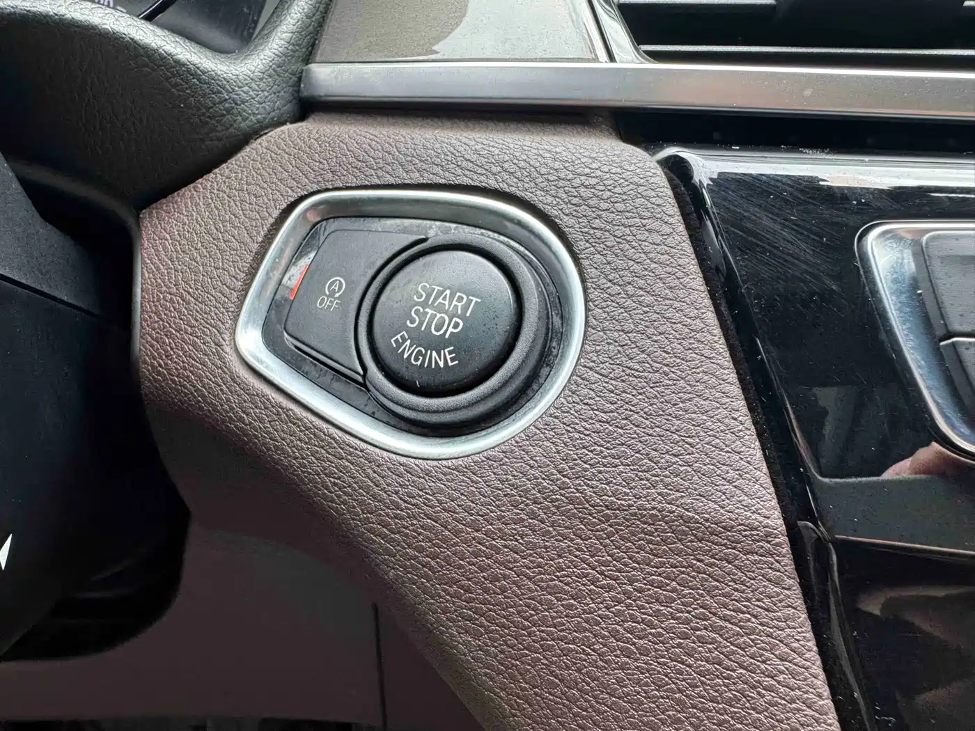 BMW X1 2018 sDrive18Li Premium Model фото 12