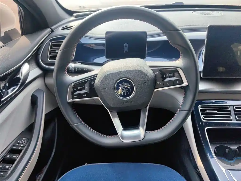 BYD Qin PLUS 2021 DM-i 55KM Flagship фото 7