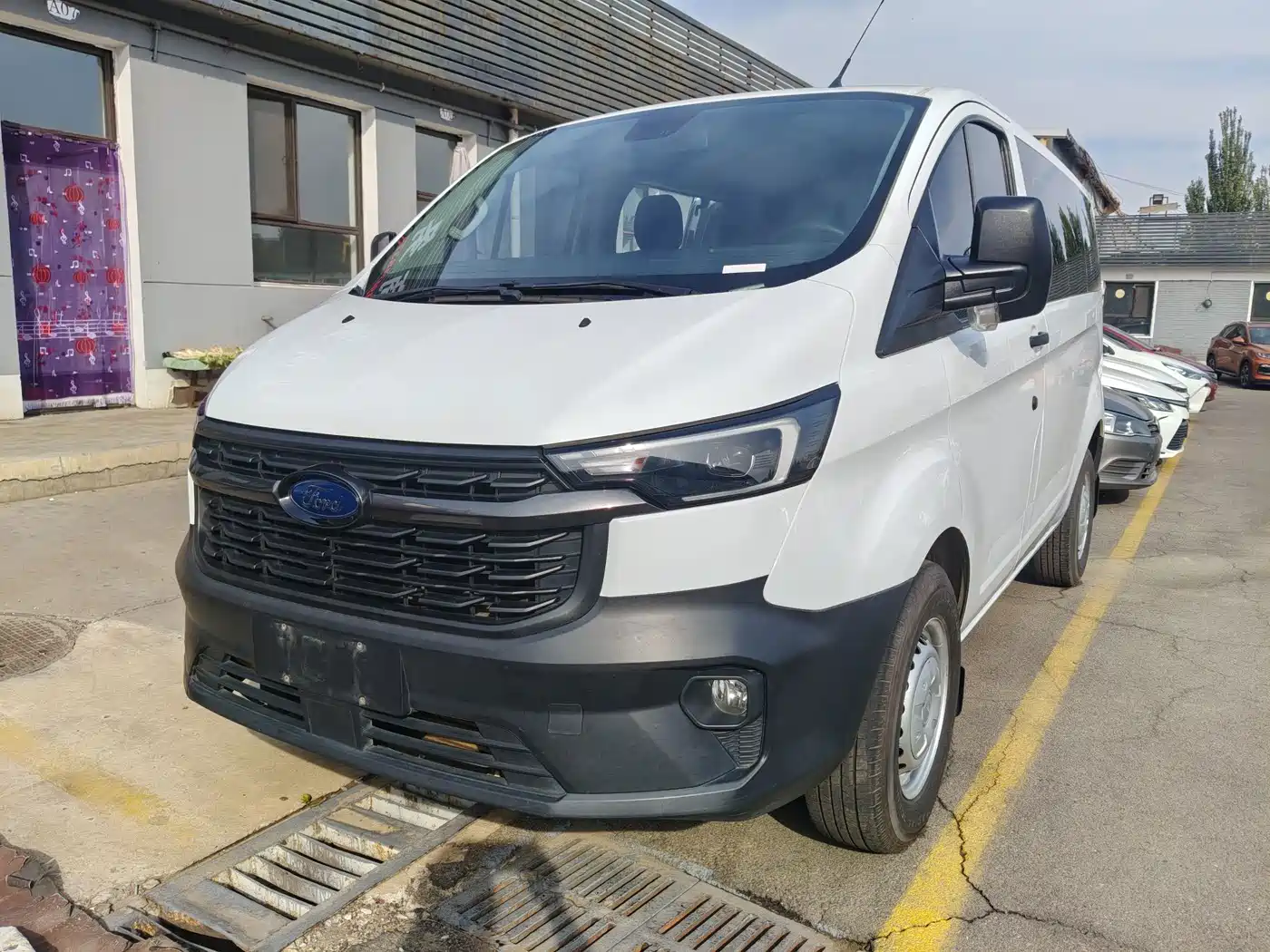 Ford Transit 2023 2023 Model 2.0T Diesel Manual Multi-Purpose Commercial Vehicle Short Wheelbase Low Roof 5/6-Seater