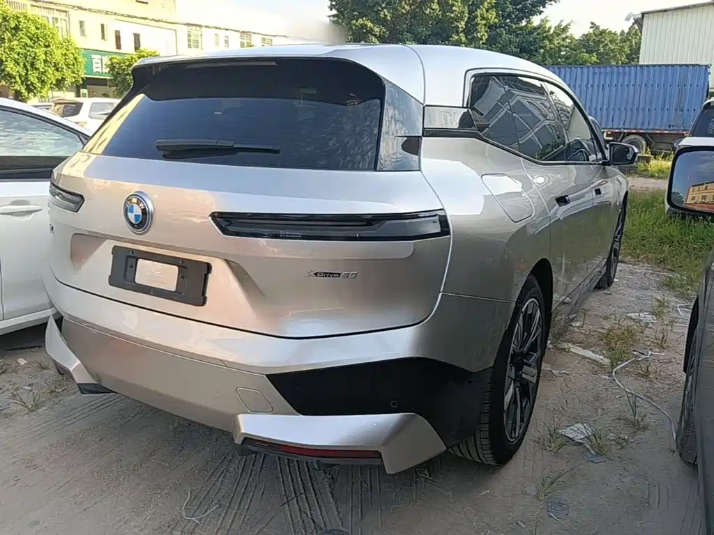 Фото 7 - BMW iX