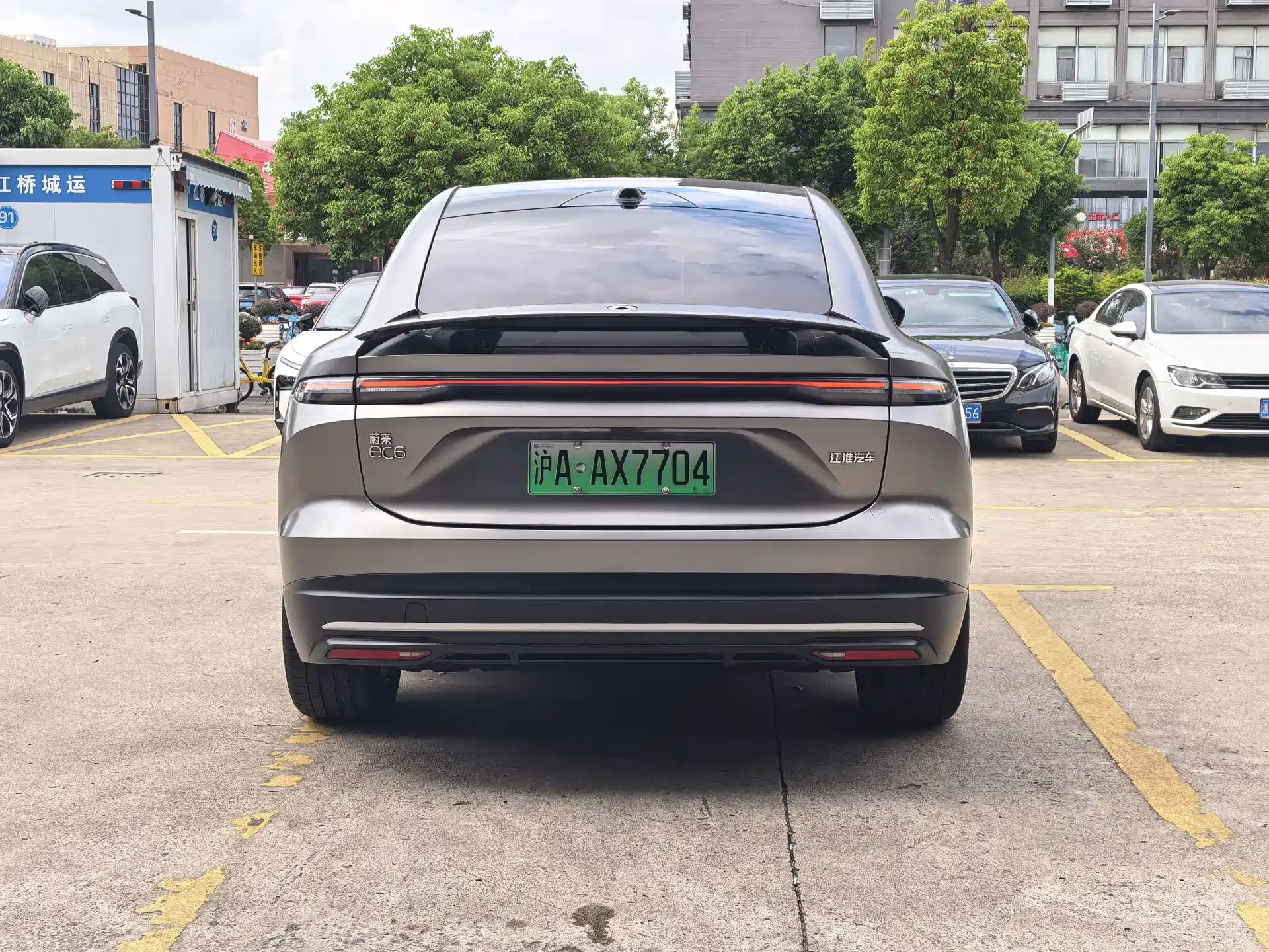 Фото 4 - NIO EC6