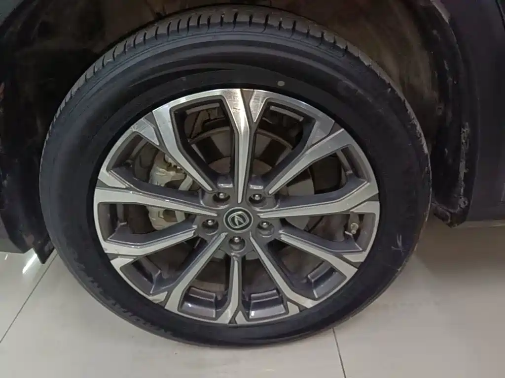 Фото 23 - Changan CS75 PLUS