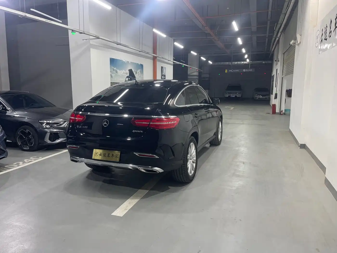 Mercedes-Benz GLE Coupe 2015 GLE 320 4MATIC Coupe SUV фото 11