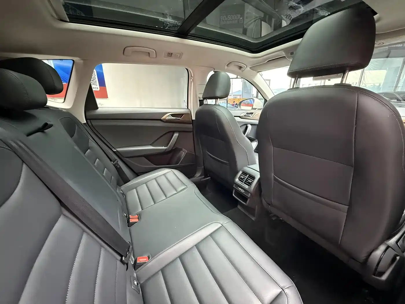 Volkswagen Tharu, миниатюра 17