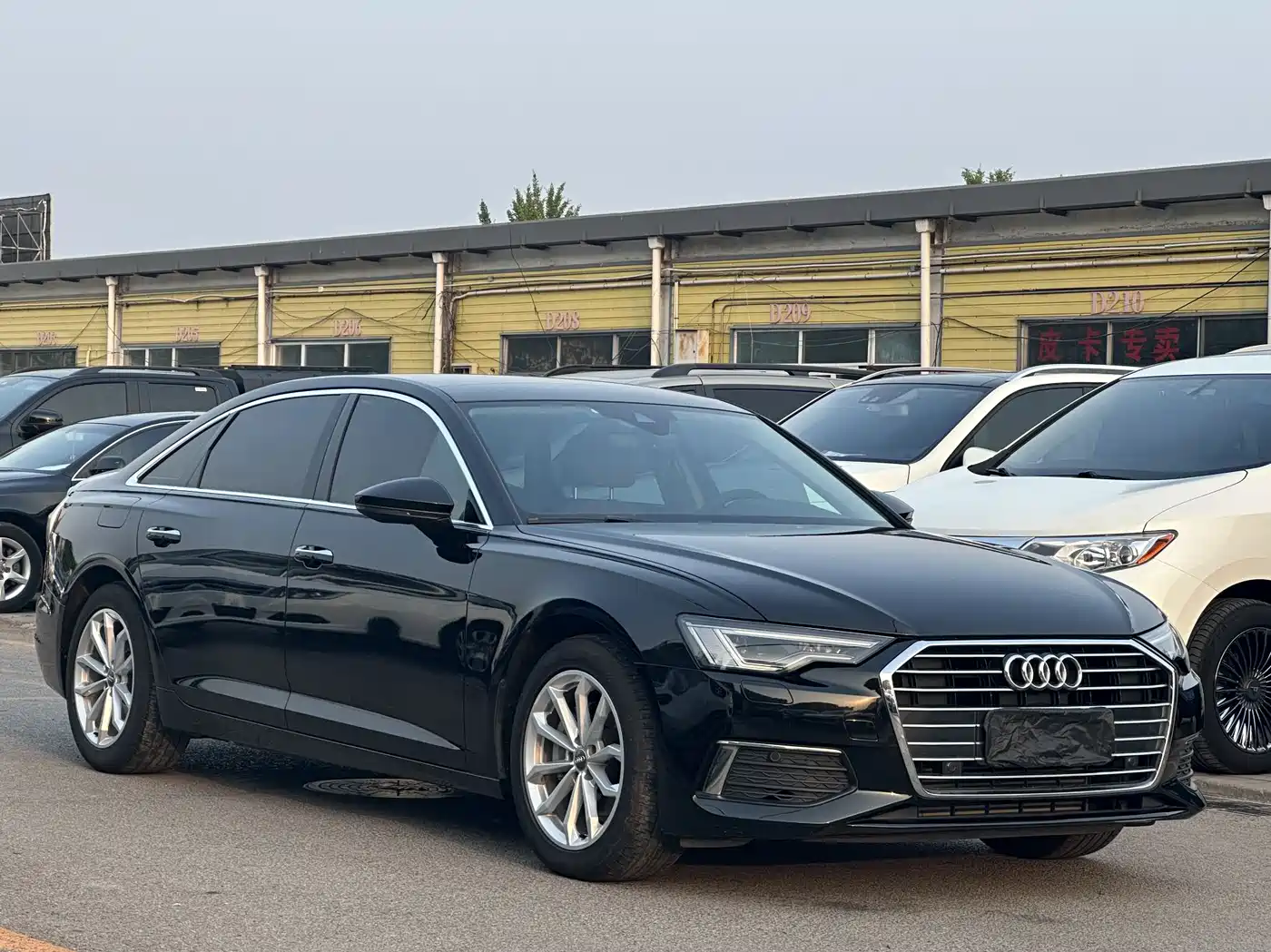 Audi A6L 2019 40 TFSI Luxury Elegance фото 3