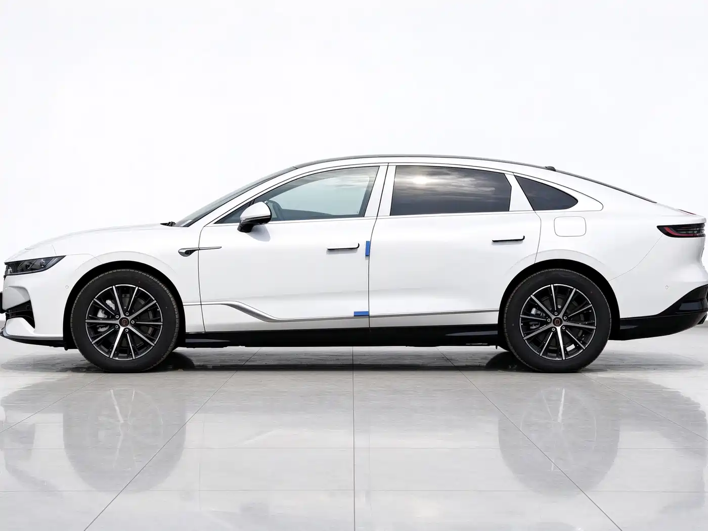 Voyah Passion 2025 2024 PHEV AWD Ultra-long Range Executive Edition