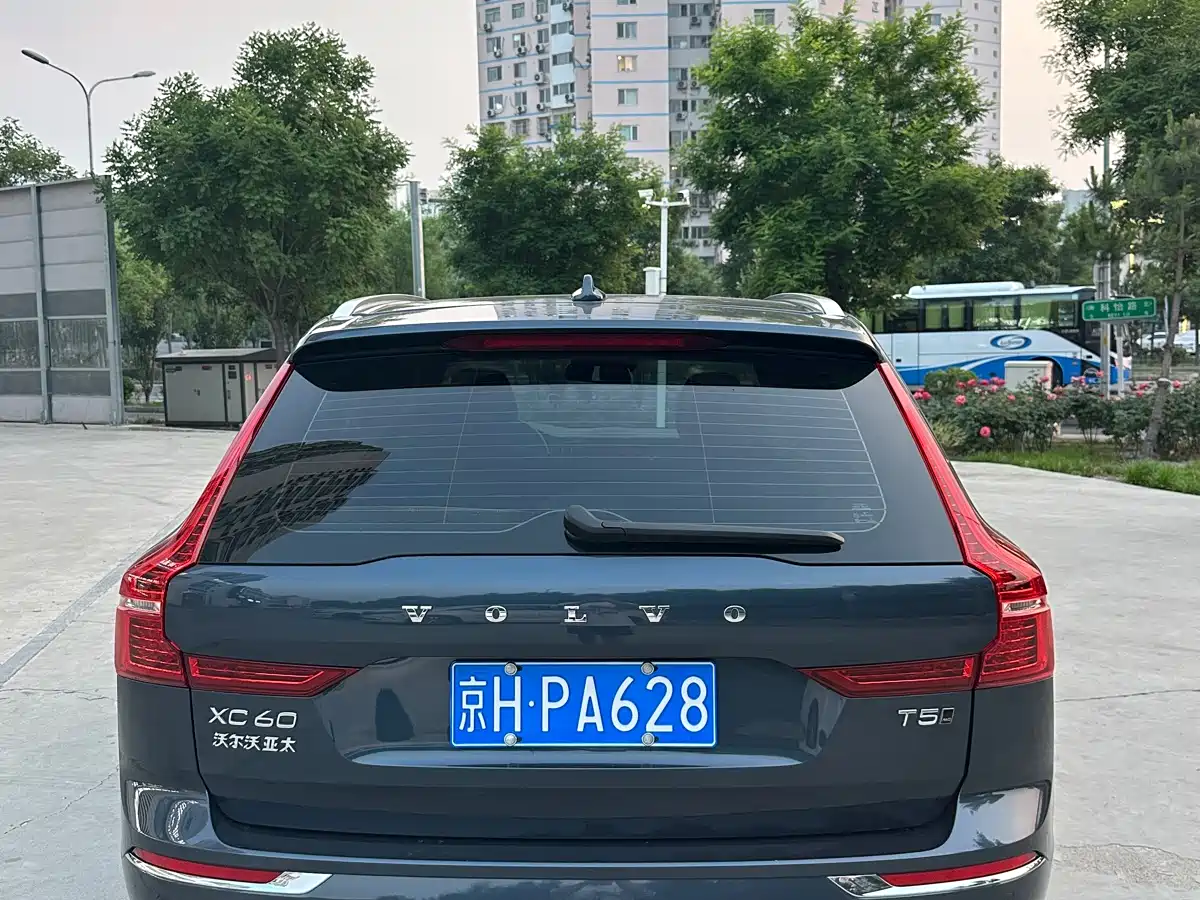 Volvo XC60 2021 T5 AWD Momentum фото 14