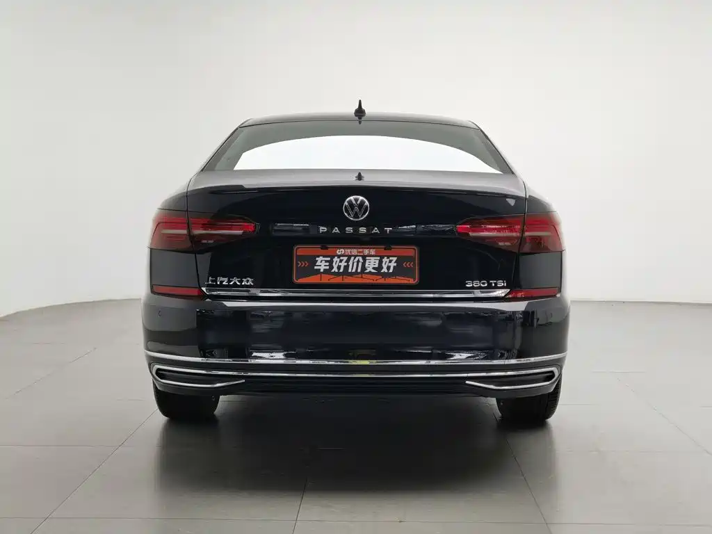Фото 4 - Volkswagen Passat
