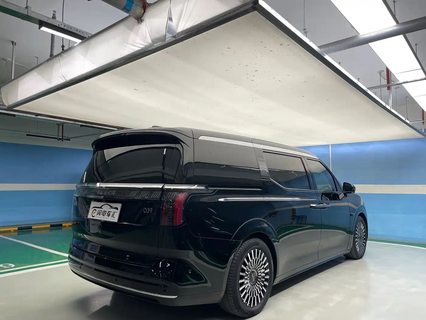 ZEEKR EXTREME KRYPTON 009