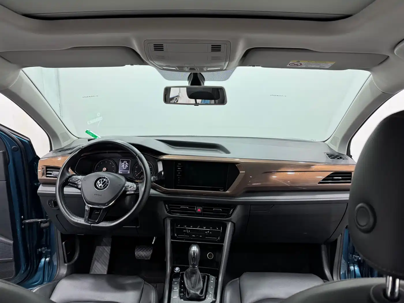 Volkswagen Tharu 2021 280TSI 2WD Luxury Plus фото 5