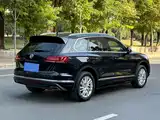 Фото 7 - Volkswagen Touareg