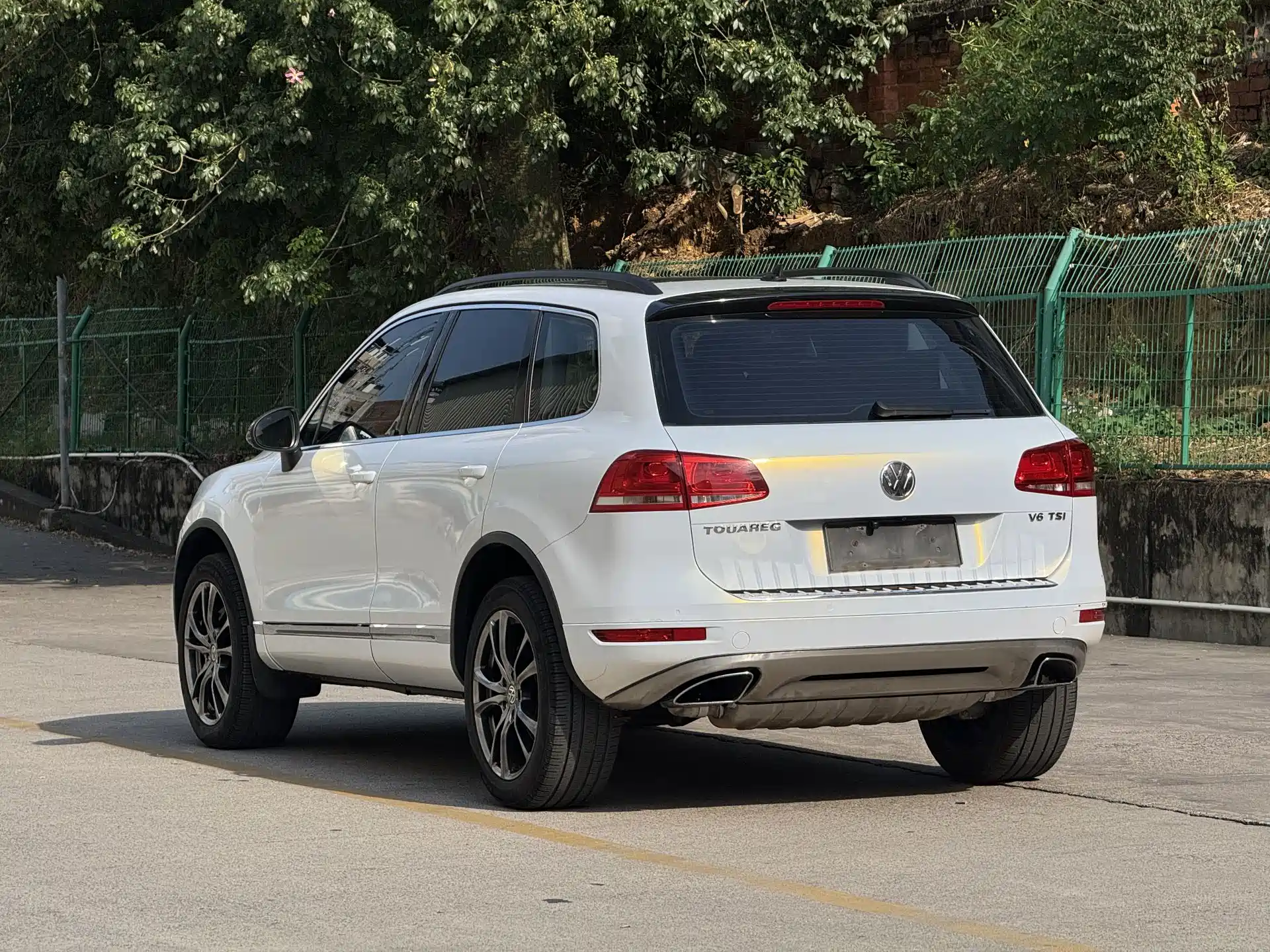 Фото 6 - Volkswagen Touareg