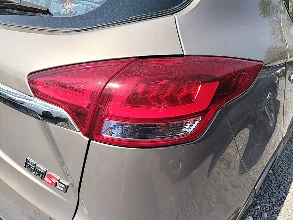 JAC Refine S3 2017 2017 1.6L Manual Luxury Smart