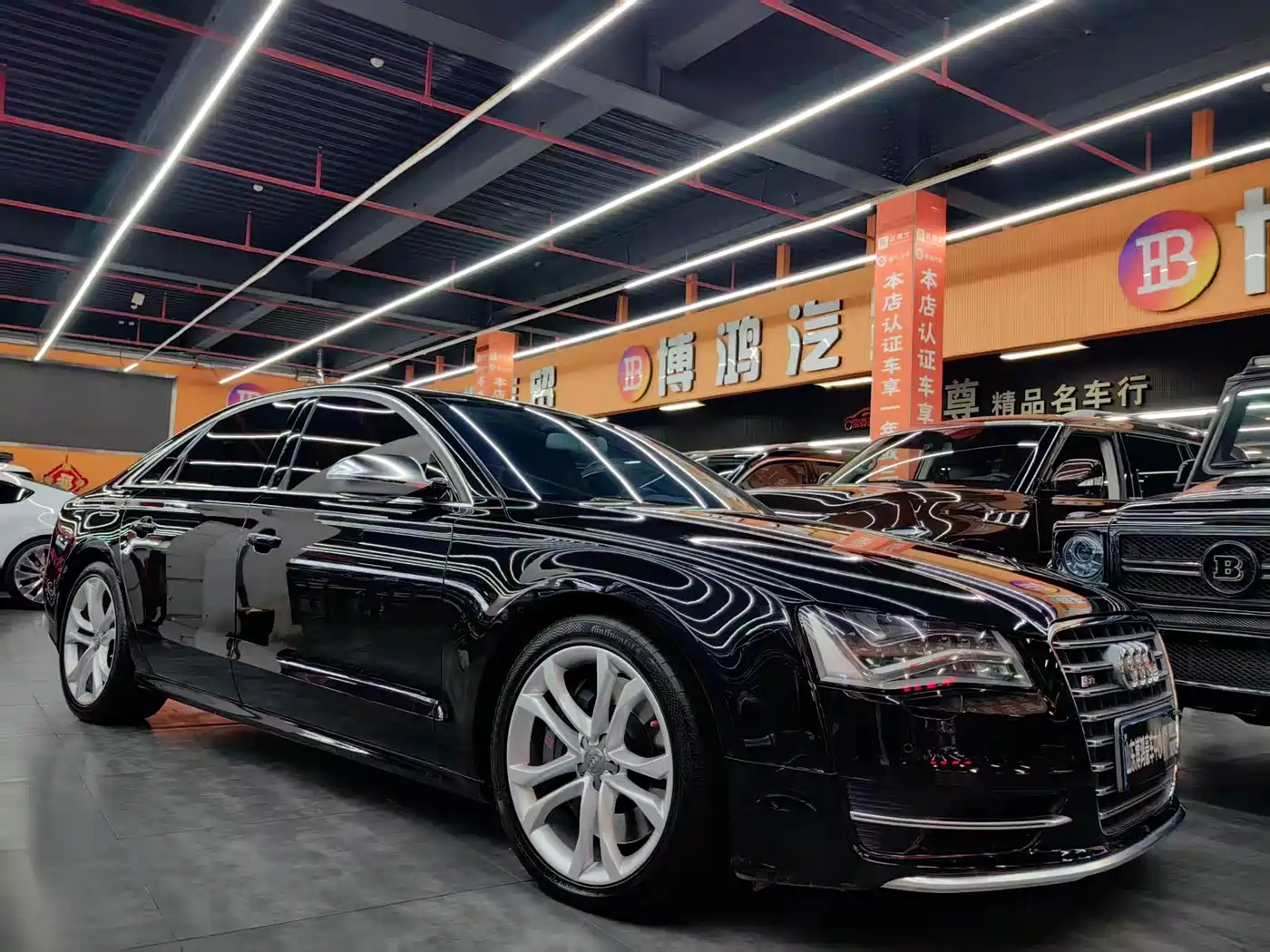 Audi S8 2014 S8 4.0TFSI quattro фото 3
