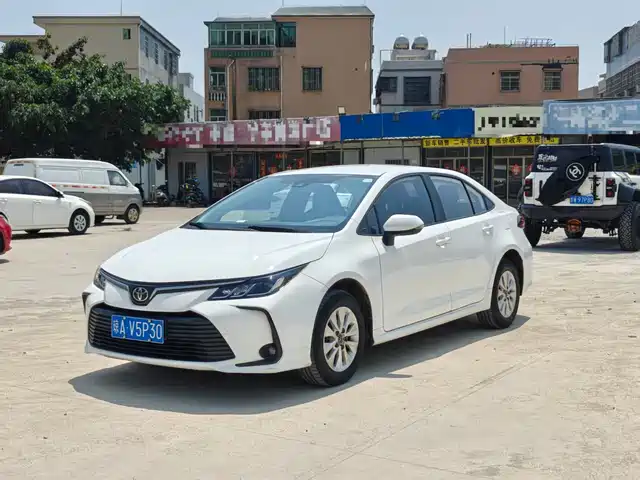 TOYOTA COROLLA