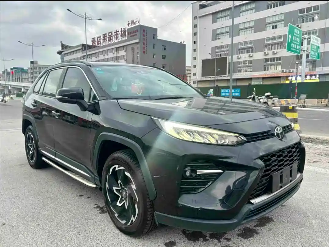 Toyota Wildlander 2020 2.0L CVT 2WD Tech Edition фото 3