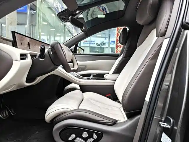 IM Motors IM LS7 2023 2023 100kWh Lux RWD