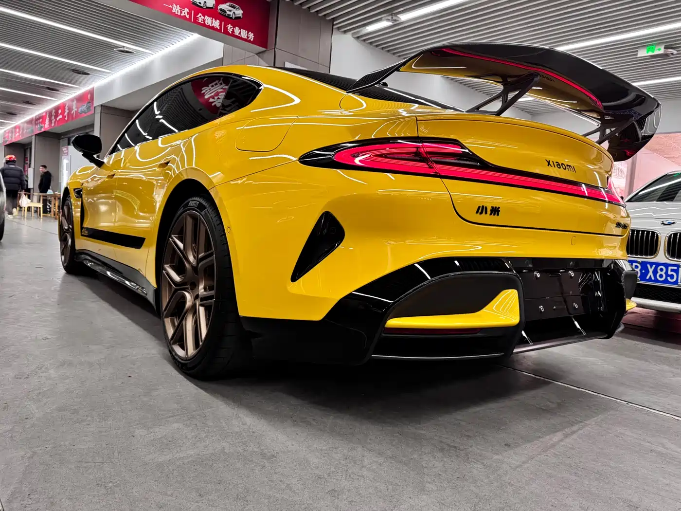 XIAOMI CAR XIAOMI SU7 ULTRA