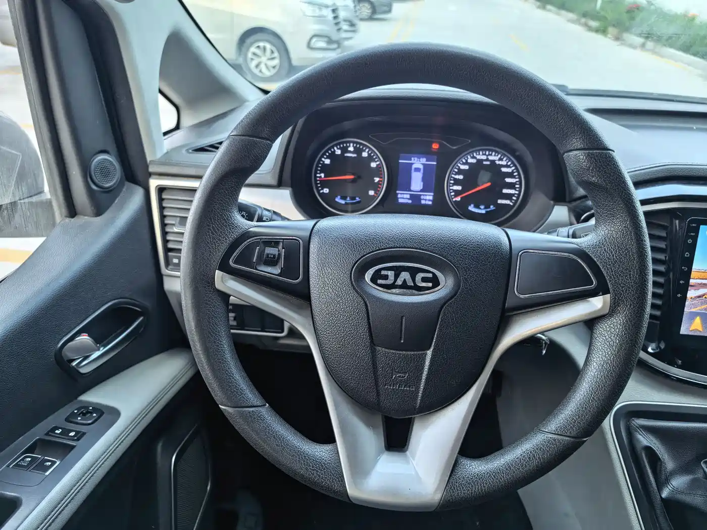 JAC Refine M4 2019 2019 Business Travel Series 2.0L Manual Comfort China V
